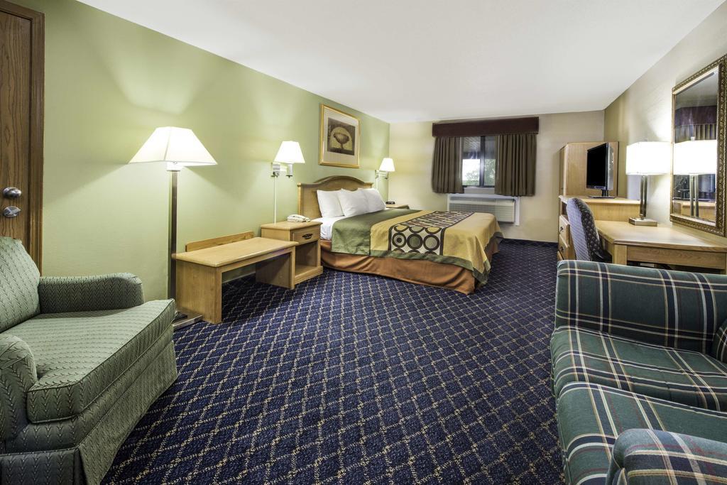מלון Saint Clair Super 8 By Wyndham St. Clair Mo מראה חיצוני תמונה
