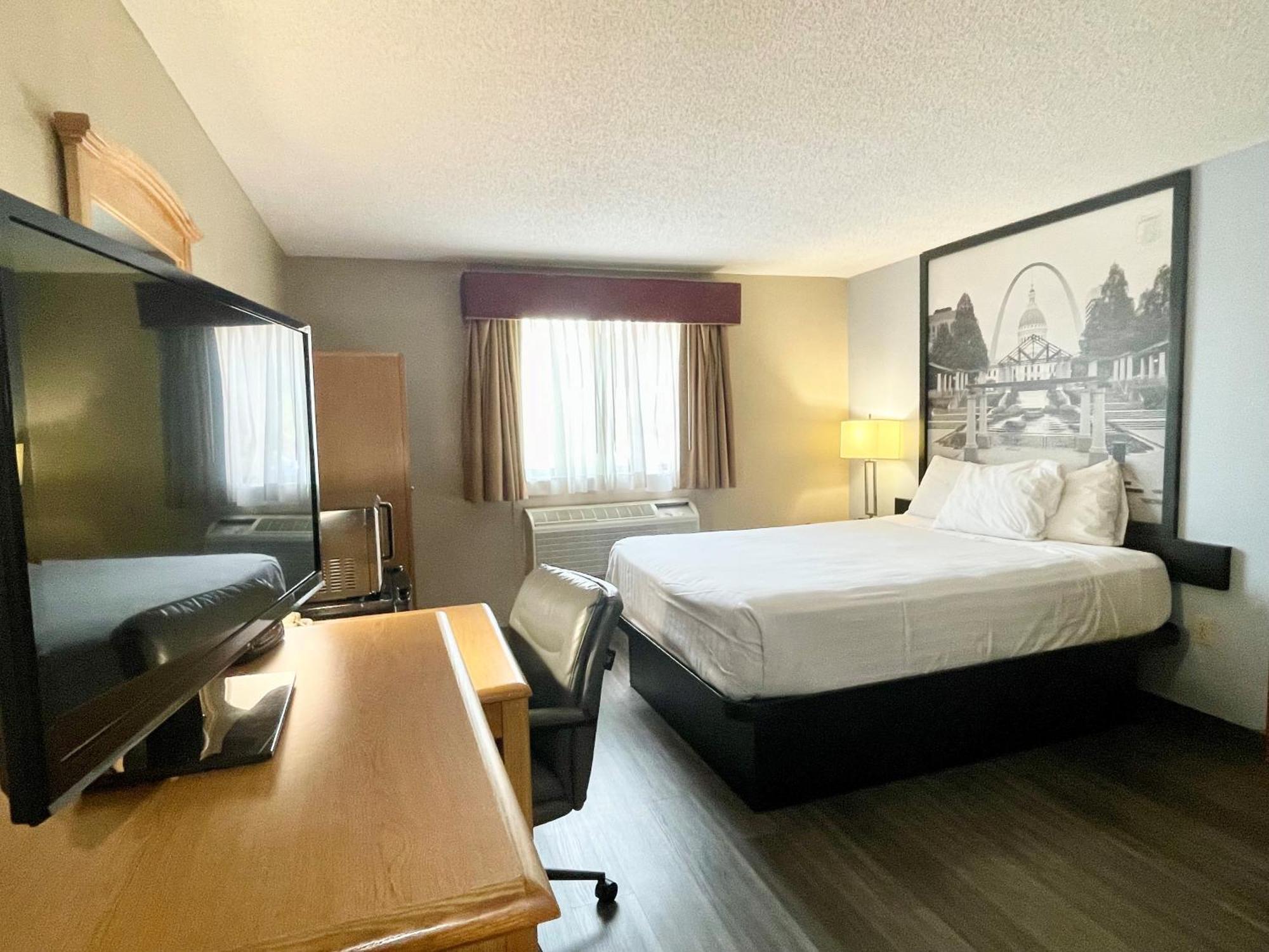 מלון Saint Clair Super 8 By Wyndham St. Clair Mo מראה חיצוני תמונה