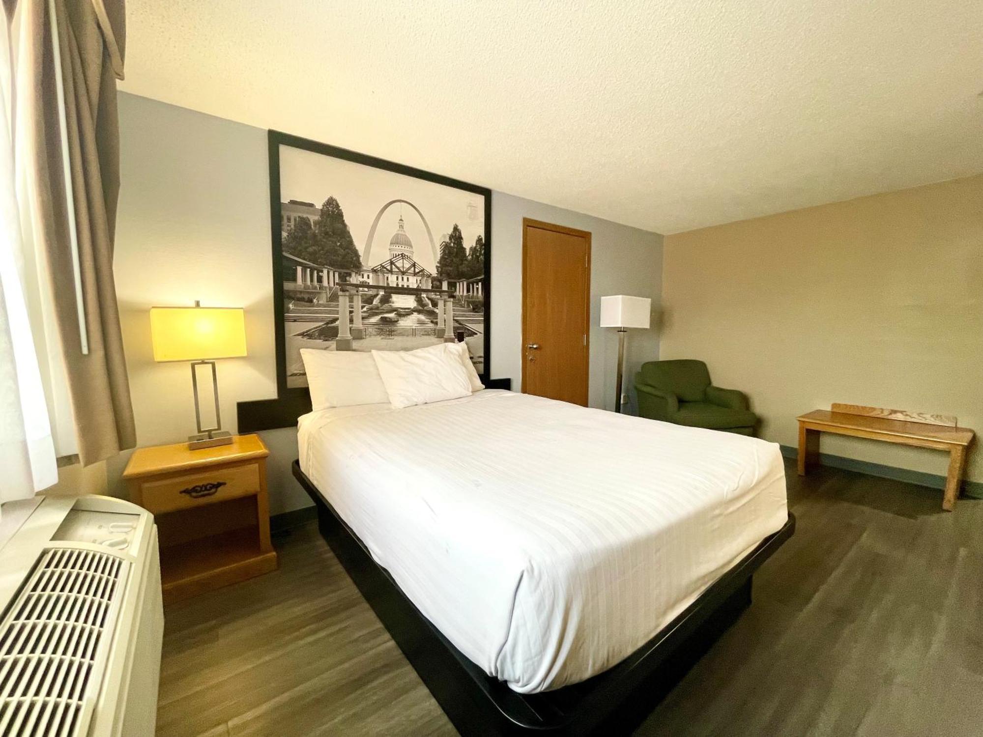 מלון Saint Clair Super 8 By Wyndham St. Clair Mo מראה חיצוני תמונה